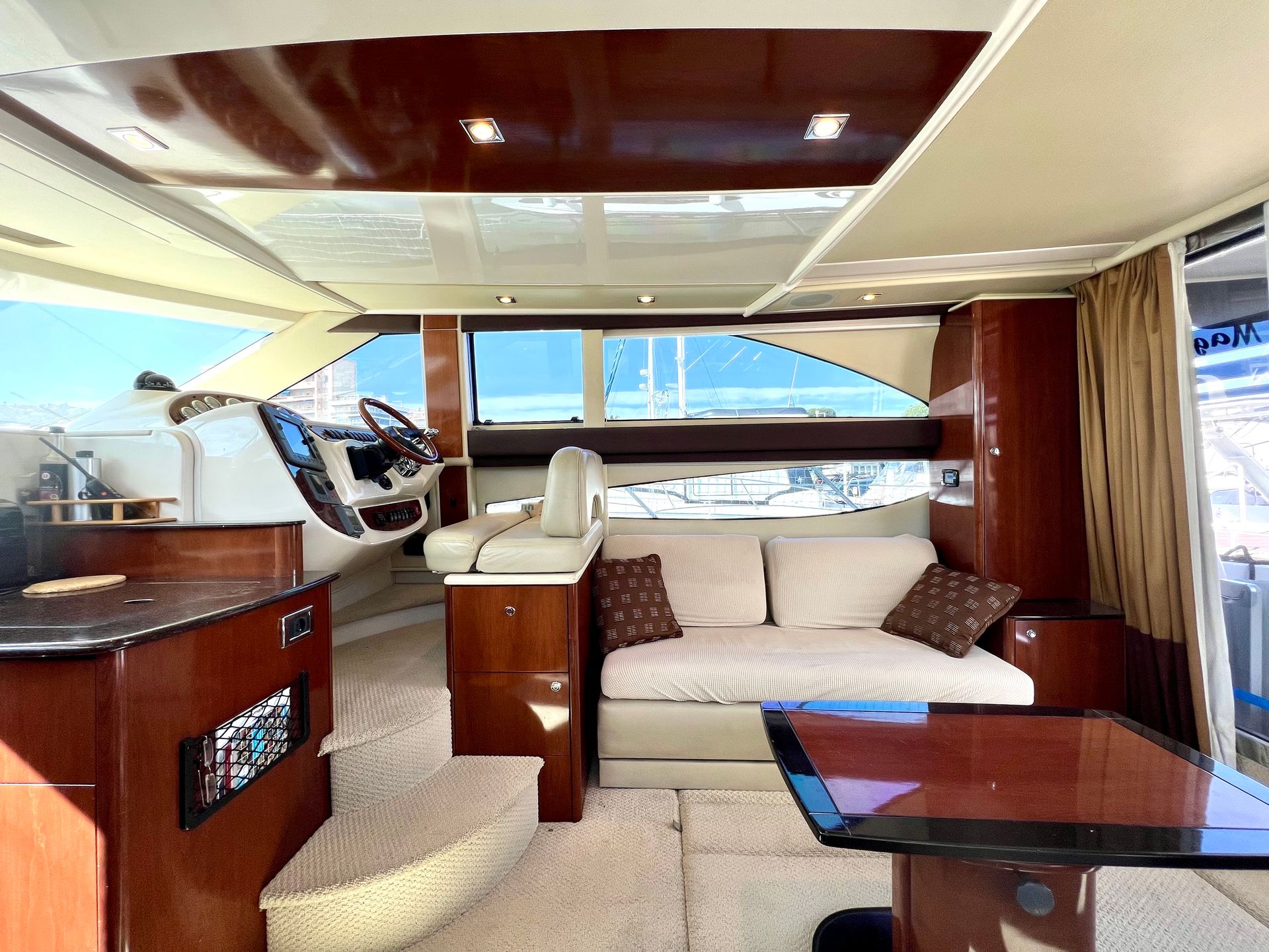 slider 12 Meridian Yacht  341